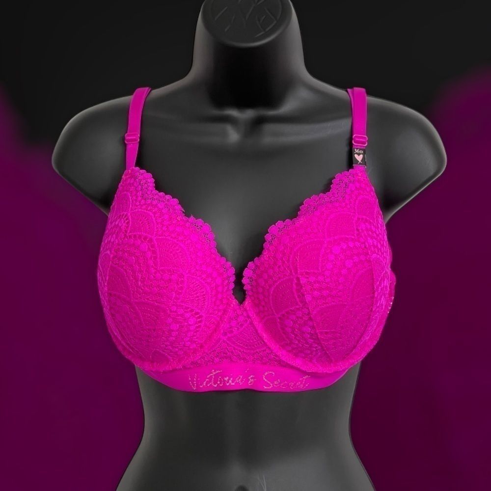 Victoria's Secret Fuchsia Lace Bra
